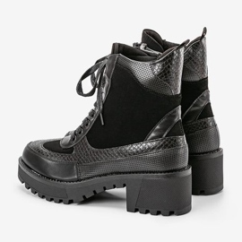 Flache Absätze aus schwarzem Velours 2