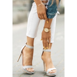 Graue Sandalen auf einem hohen Absatz Be My Baby rosa 1