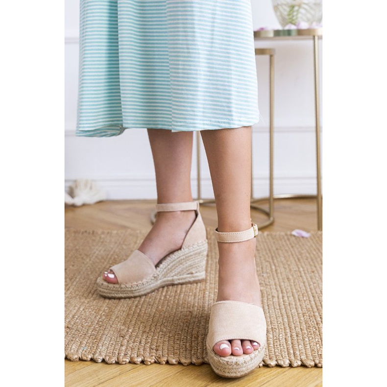 Beige Espadrilles am Keilabsatz Holiday Vibes 2