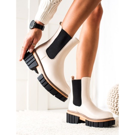 Seastar Chelsea Boots auf der Fashion-Plattform beige schwarz 2