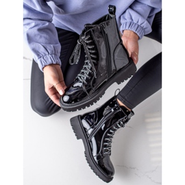 Goodin Lackstiefel Liebe schwarz 2