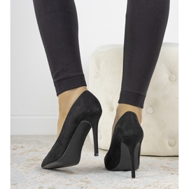 Schwarze klassische Hyirnar Wildleder-Heels 1