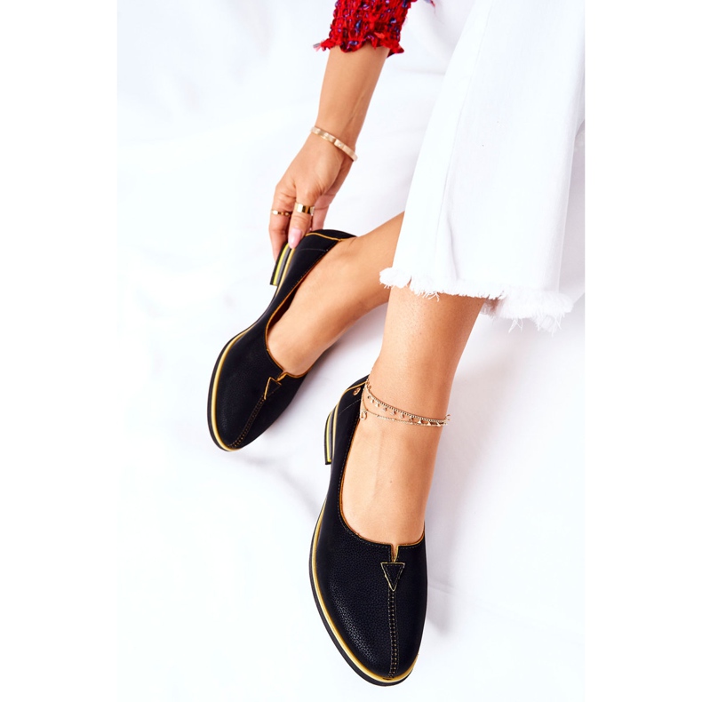 Maciejka Schwarze Lederschuhe 05035-07 gelb 1