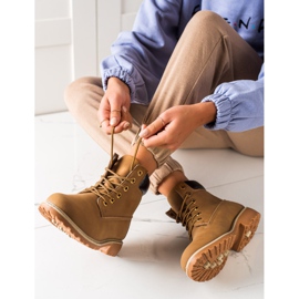 Diamantique Klassische braune Trapper gelb 1