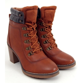 Zuzu Camel Stiefel mit hohen Absätzen braun 2