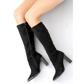 Clara Schwarze Stiefel aus Wildleder mit Absatz 2