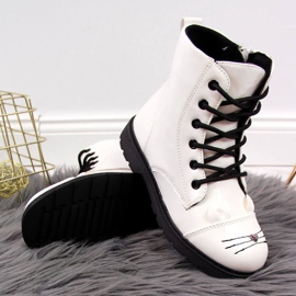 Weiße Stiefel für Mädchen isoliert Jr EVE319B 1