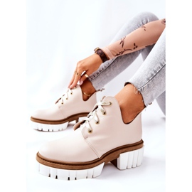 PA2 Lederstiefel mit Ausschnitt Beige Kaxo 1