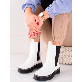 S. BARSKI Hohe Chelsea Boots auf der S.BARSKI Plattform weiß 1