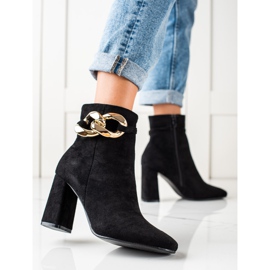 TRENDI Stylische Stiefel mit goldenem Ornament schwarz 1