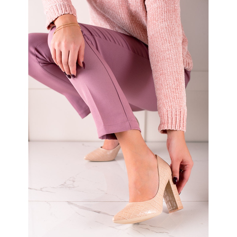 Sweet Shoes Beige Pumps mit Öko-Leder 1