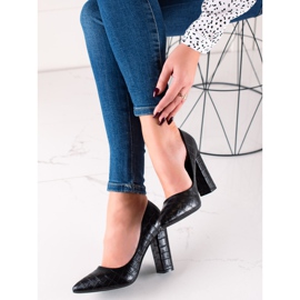 Sweet Shoes Schwarze Pumps mit Öko-Leder 1