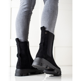 Sweet Shoes Modische schwarze Stiefel auf der Plattform 1