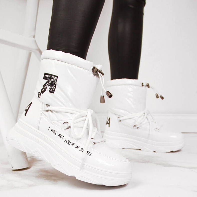 Schneestiefel auf dem Vinceza W JAN48B Plateau weiß 1