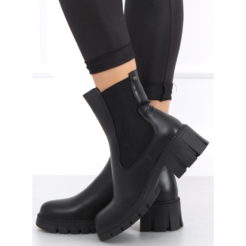 Chelsea-Boots mit hohem Obermaterial in Tutu Black schwarz 2