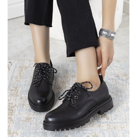 Schwarze Schuhe auf dicker Sohle von Gingras 1