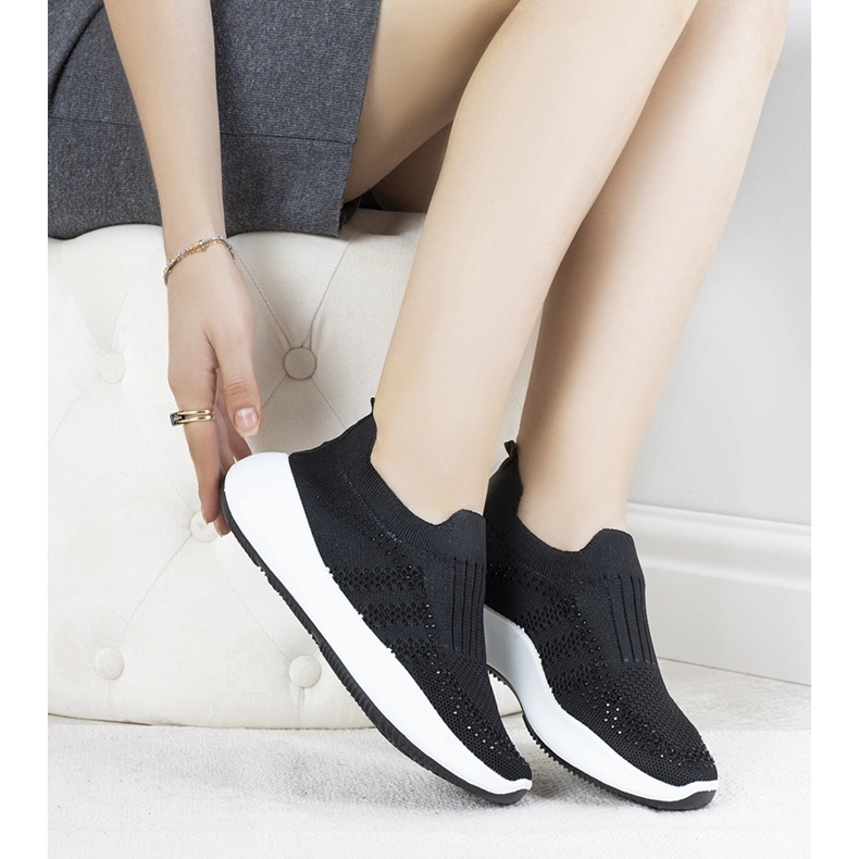 Lolly schwarze Slip-On-Sneakers 1