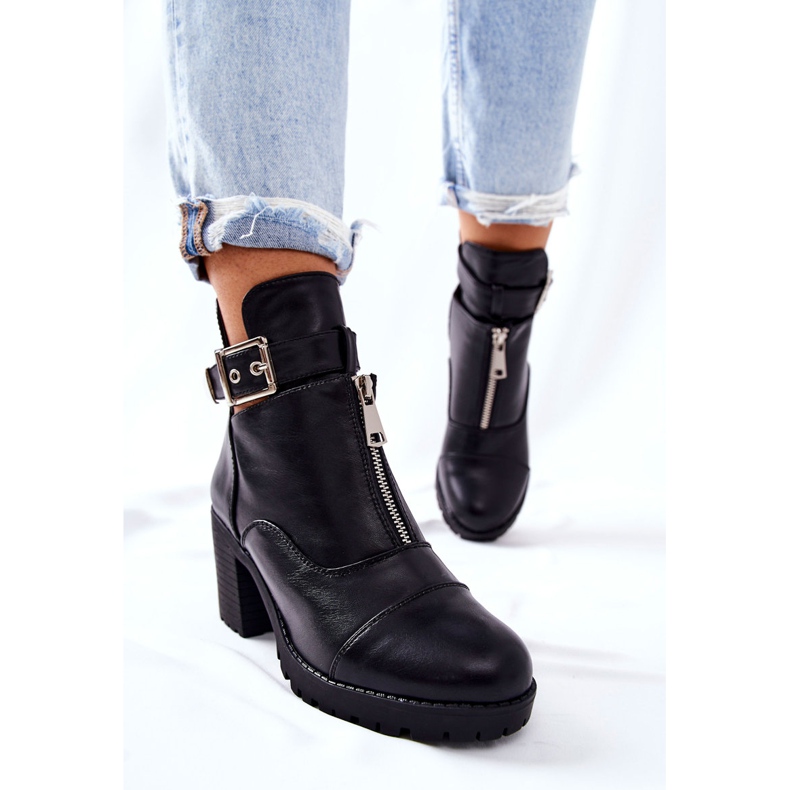 PG1 Schwarze Clive Stiefel auf hohem Absatz mit Schnalle 1