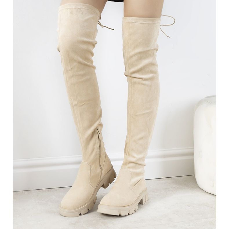 Beige Stiefel mit hoher Sohle von Patrice 1