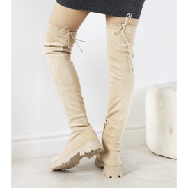 Beige Stiefel mit hoher Sohle von Patrice 2