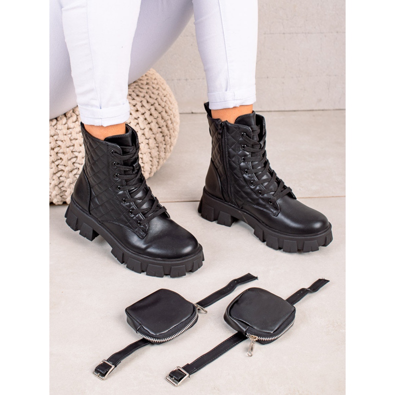 Best Shoes Gesteppte Trapper mit Tasche schwarz 1