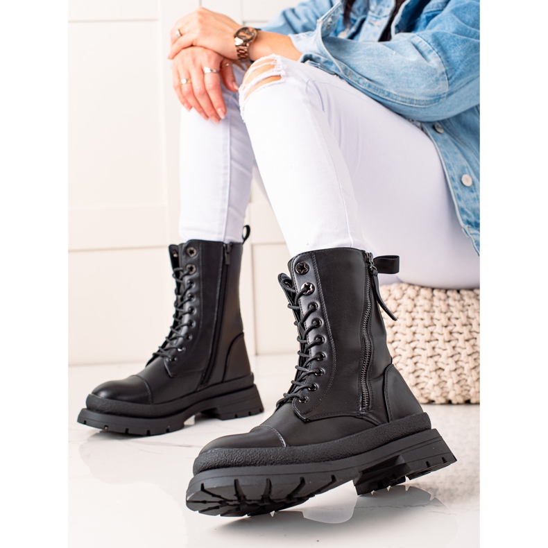 Bona Gewärmte schwarze Arbeiter 1