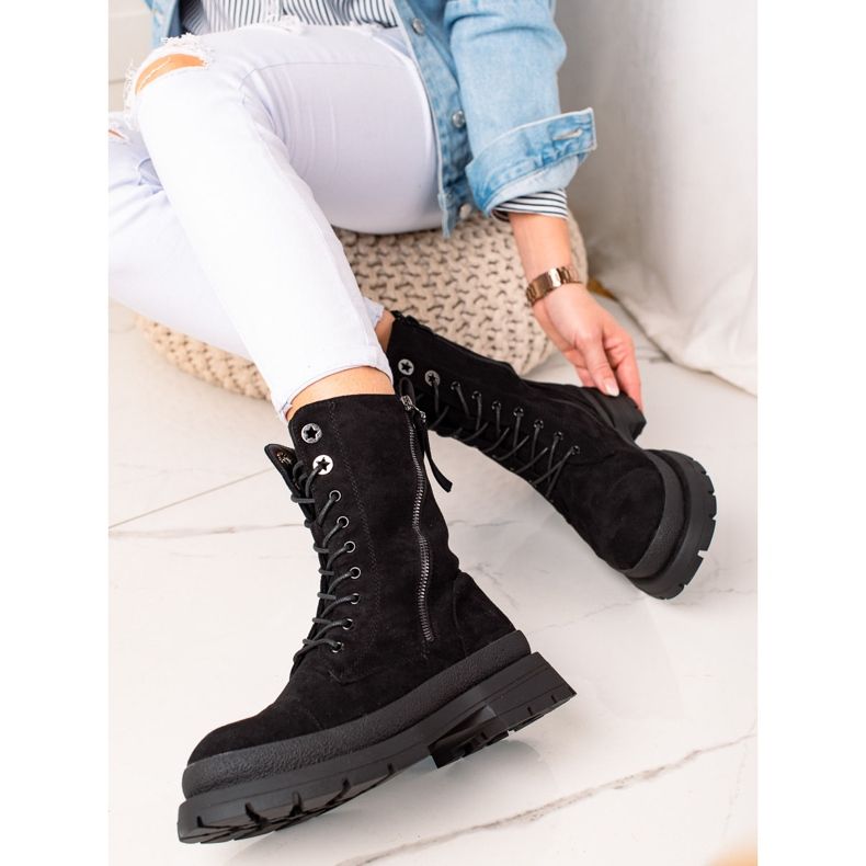 Bona Schwarz isolierte Arbeiter 1