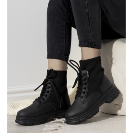 Schwarze Damenschuhe von Laurie 1