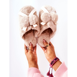 Pelzhausschuhe mit Pompons Beige Pamppies 1