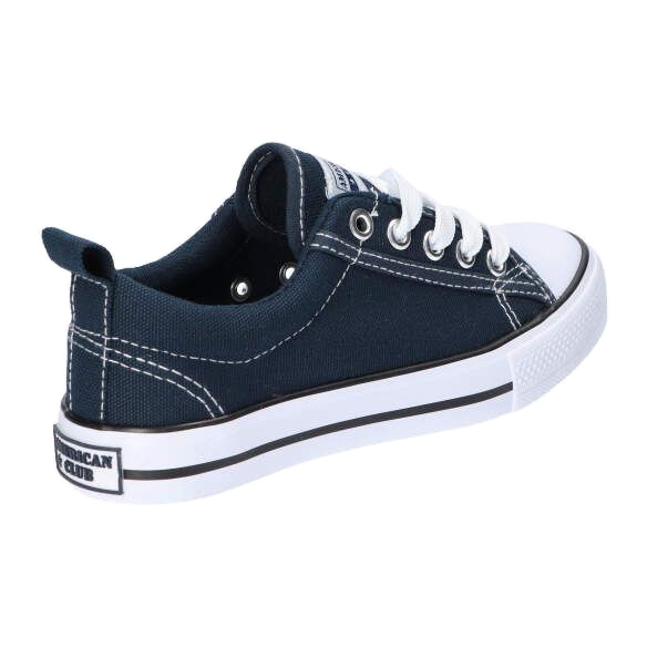 Ein dunkelblau gebundener Sneaker American Club LH21 1