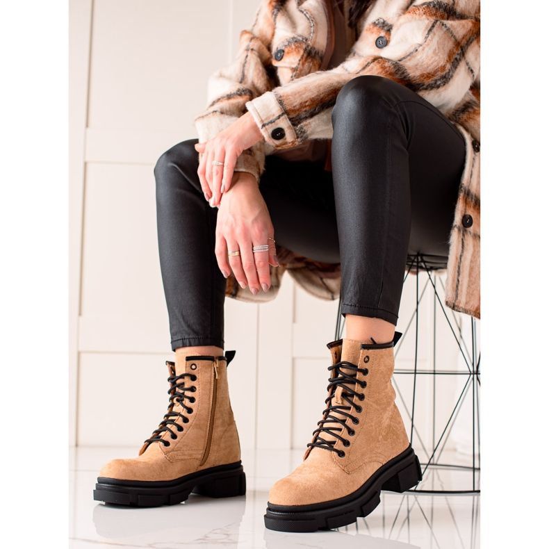 Super Me Wildlederbeige Trapper 2