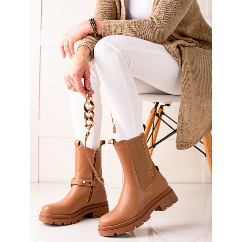 TRENDI Hohe Stiefeletten mit Kette beige 2