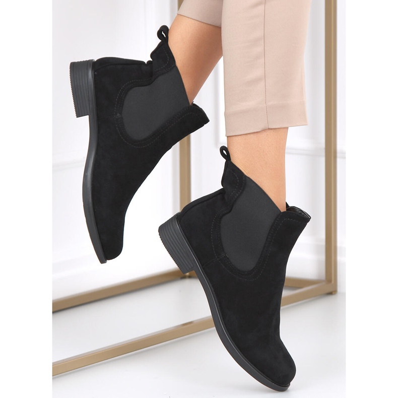 Klassische Damen Chelsea Boots Musse Schwarz 1