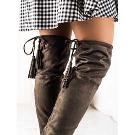 Lucky Shoes Bequeme grüne Musketiere 1