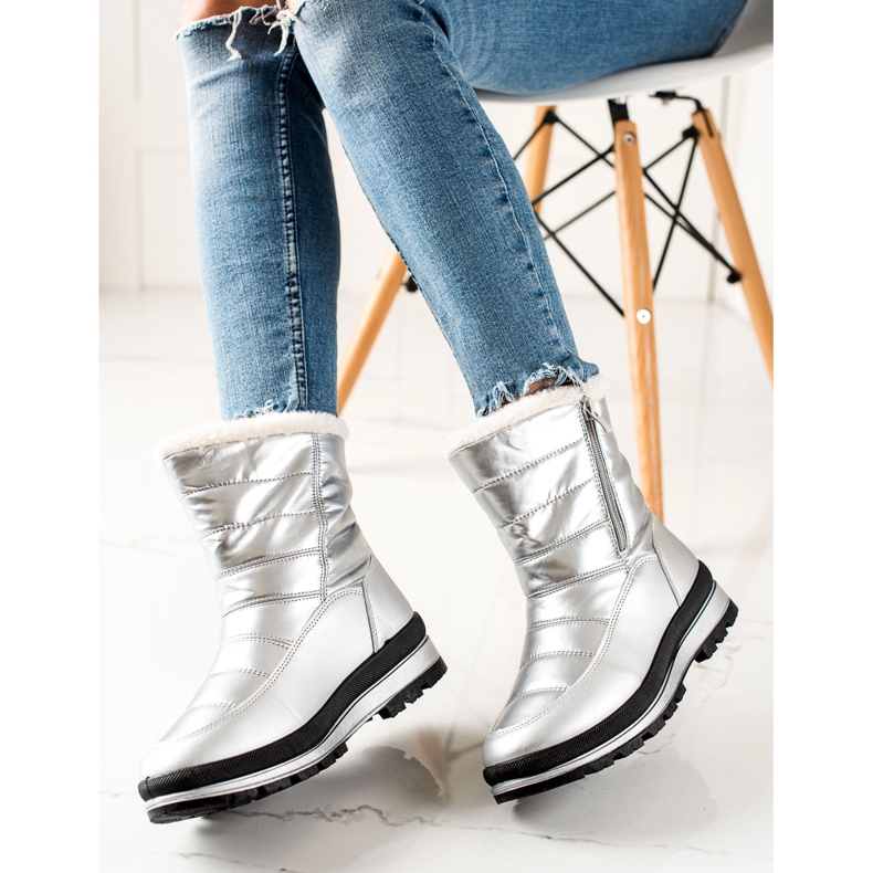 TRENDI Klassische Schneestiefel am Reißverschluss silber- 1