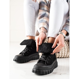 TRENDI Stiefel, Sneakers mit Schaffell schwarz 2