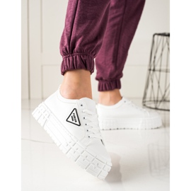 Goodin Sneakers mit Öko-Leder auf der Plattform weiß 1