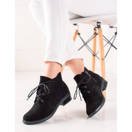 TRENDI Schnürstiefel auf flachem Absatz schwarz 1