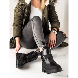 Weide Schwarze Schneestiefel auf dem Slider 2