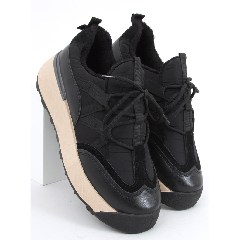 Homii Schwarz isolierte Sportschuhe 1