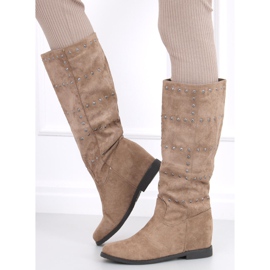 Stiefel auf einem versteckten Keil Ferto Khaki beige 1