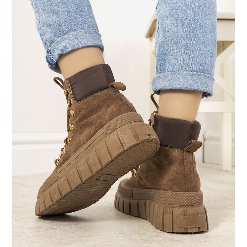 Braune isolierte Damen Schnürstiefel von Calabresi 1