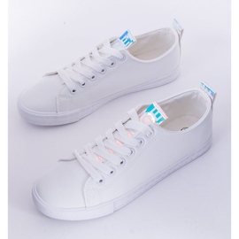 Weiße Sneaker von Valerie 1