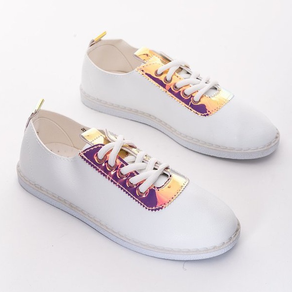 Sneaker für Damen von White Roses weiß golden 1