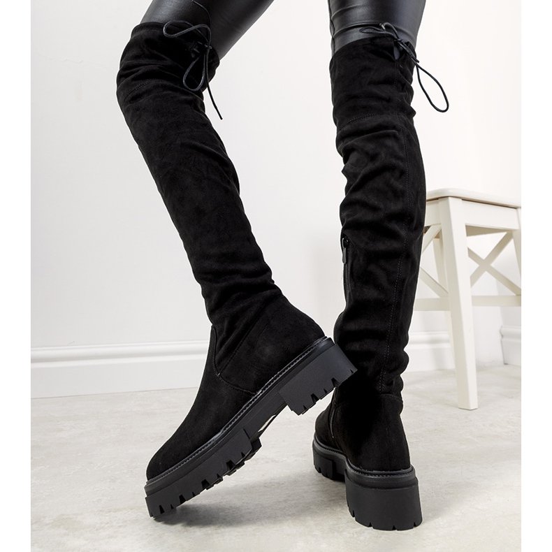 Schwarze Stiefel auf hoher Paulino-Sohle 1