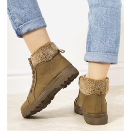 Grüne isolierte Damenstiefel Milani khaki 1
