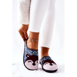 Warme Hausschuhe in Rentierblau aus Taffy 1