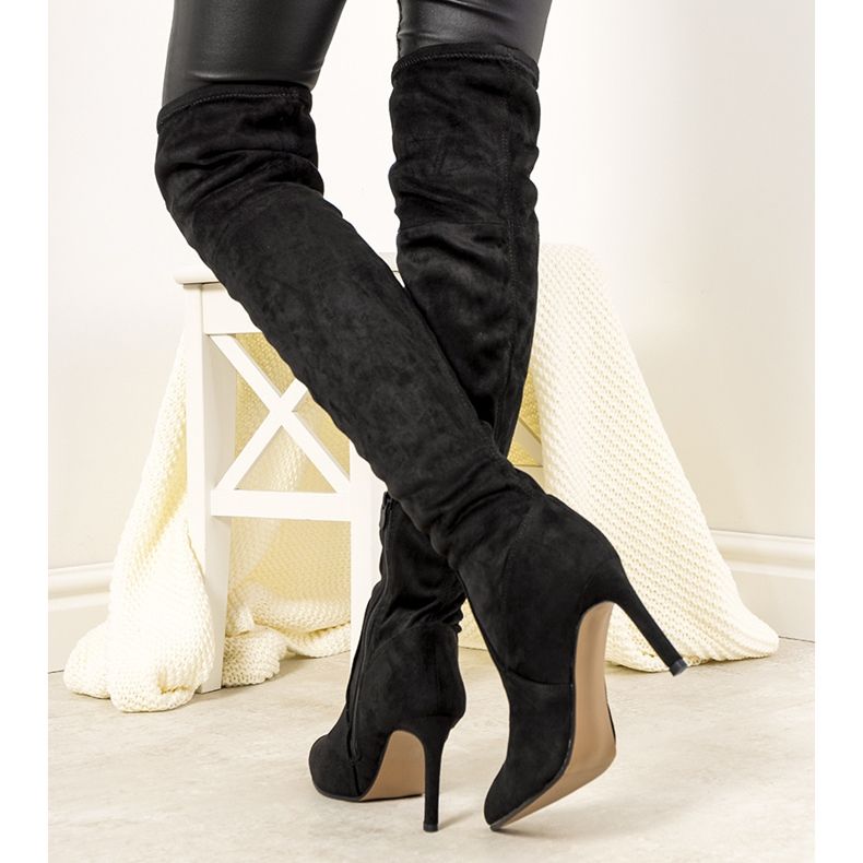 Schwarze Aloe isolierte Stiletto-Stiefel für Damen 2
