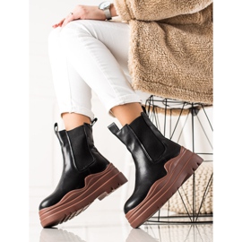 TRENDI Chelsea Boots auf der Fashion-Plattform schwarz 2