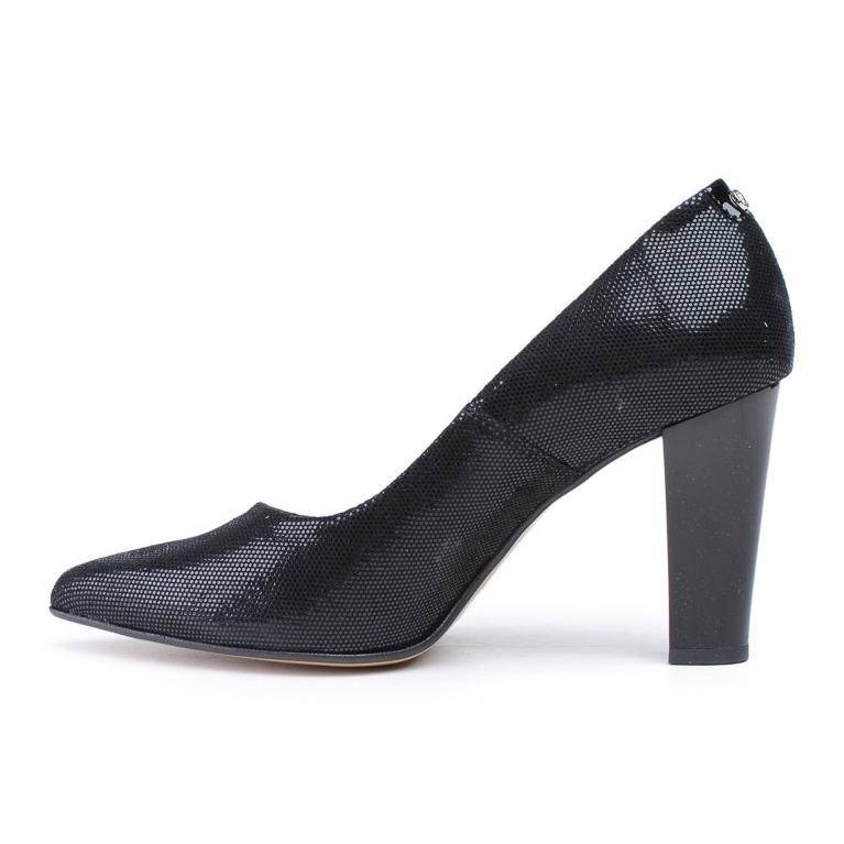 Marco Shoes Schwarze Pumps aus poliertem Fensterleder 1